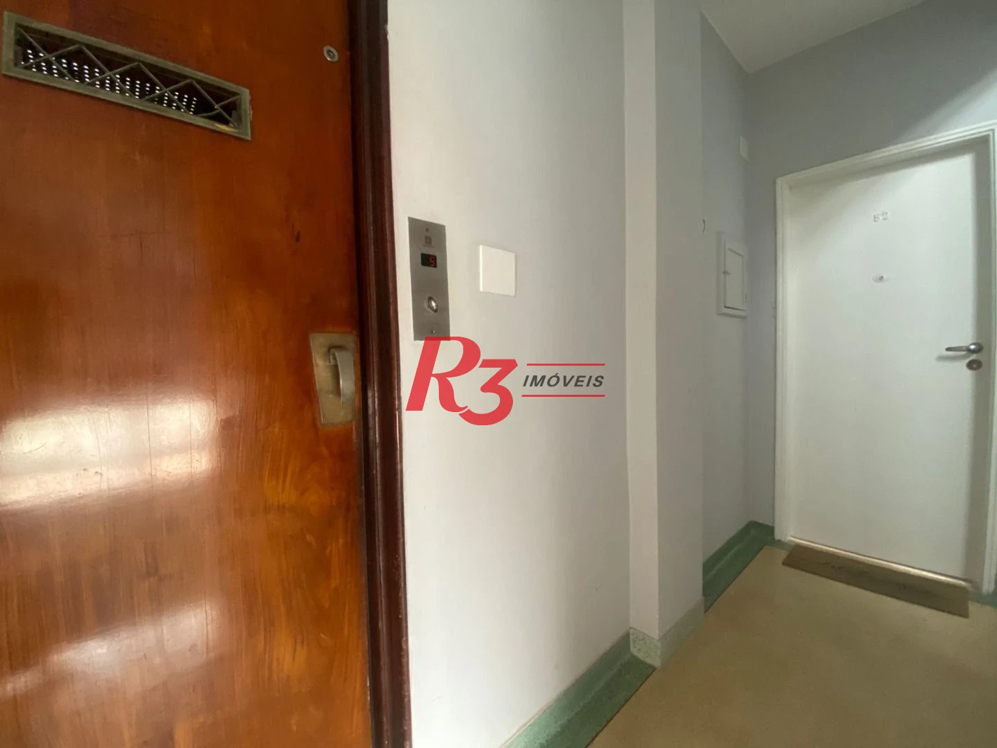 Apartamento com 3 dormitórios à venda, 123 m² por R$ 870.000,00 - Gonzaga - Santos/SP