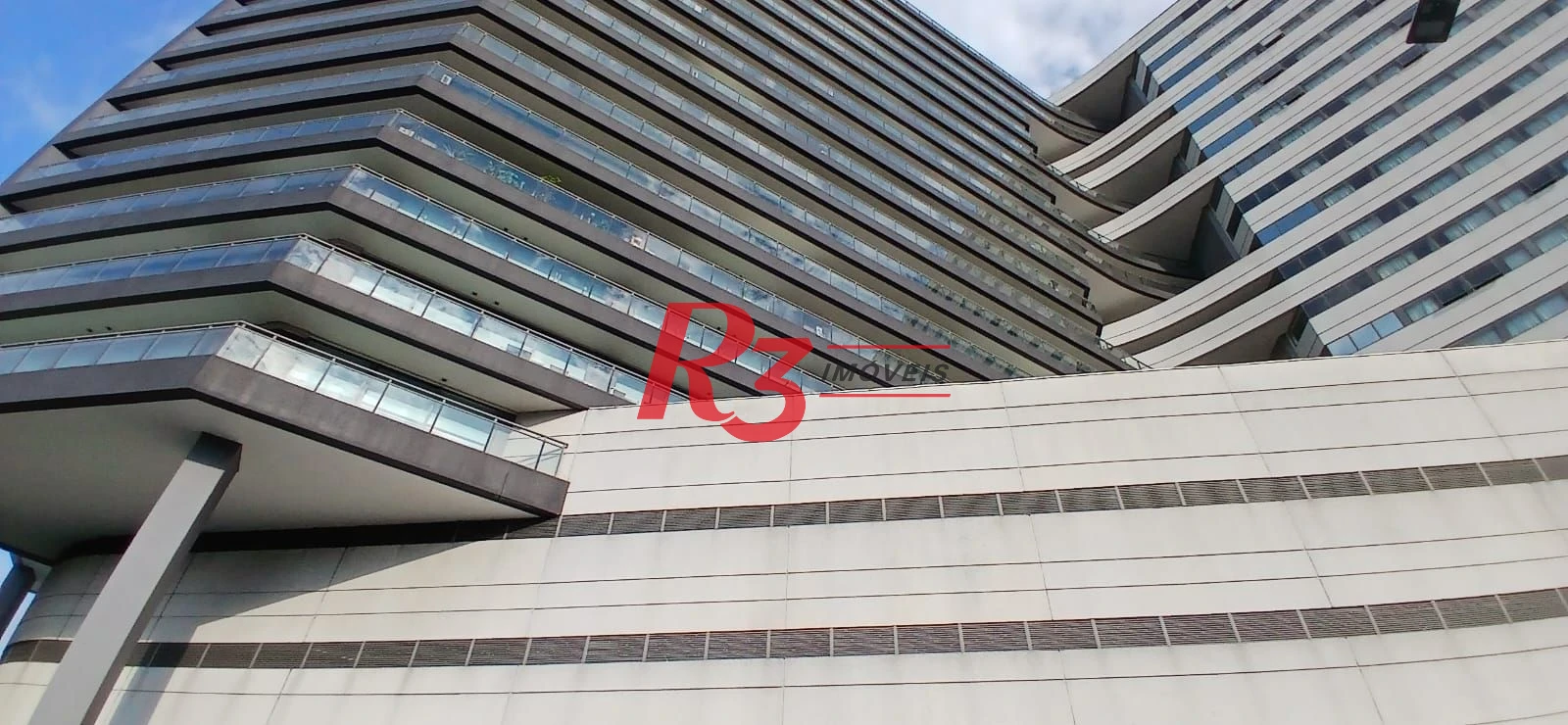 Sala à venda, 132 m² por R$ 750.000,00 - Valongo - Santos/SP