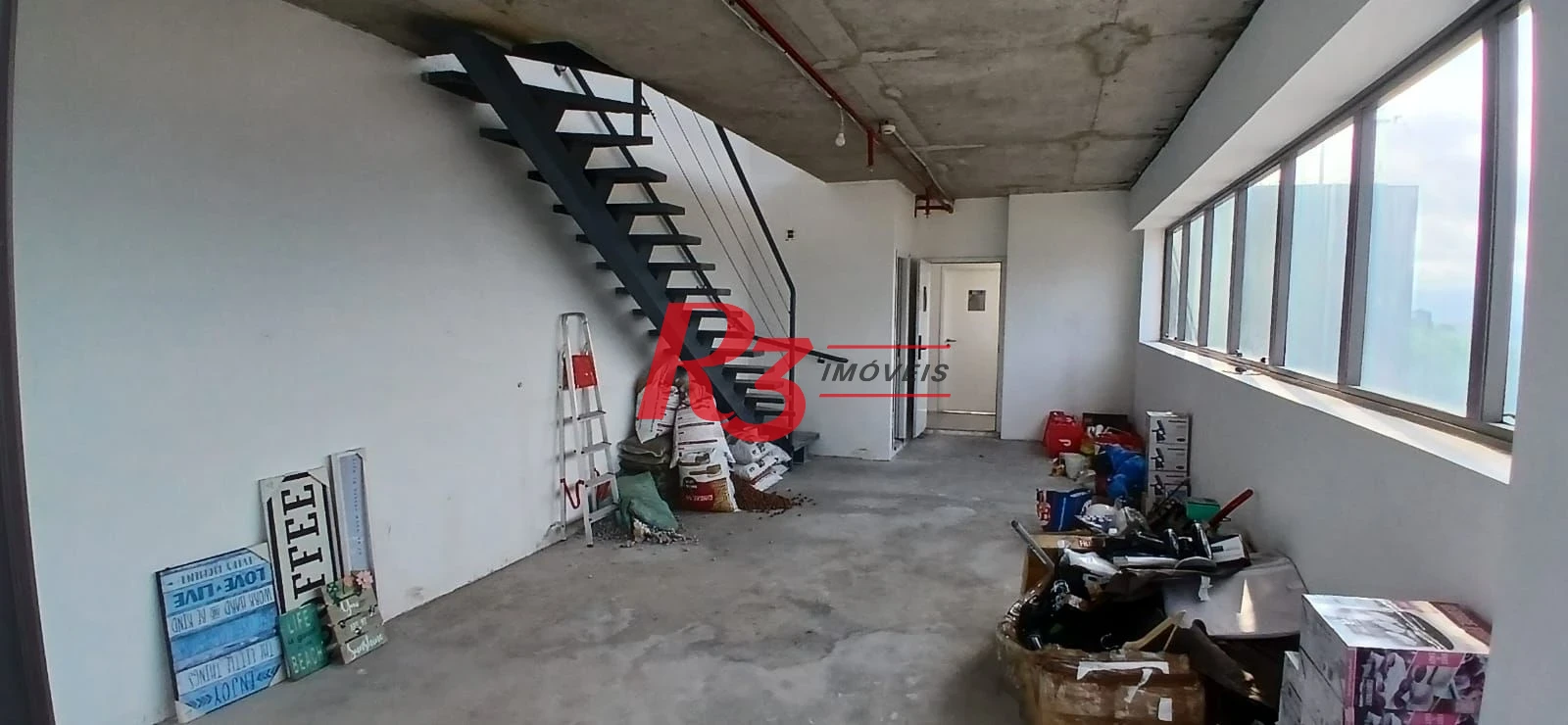 Sala à venda, 132 m² por R$ 750.000,00 - Valongo - Santos/SP