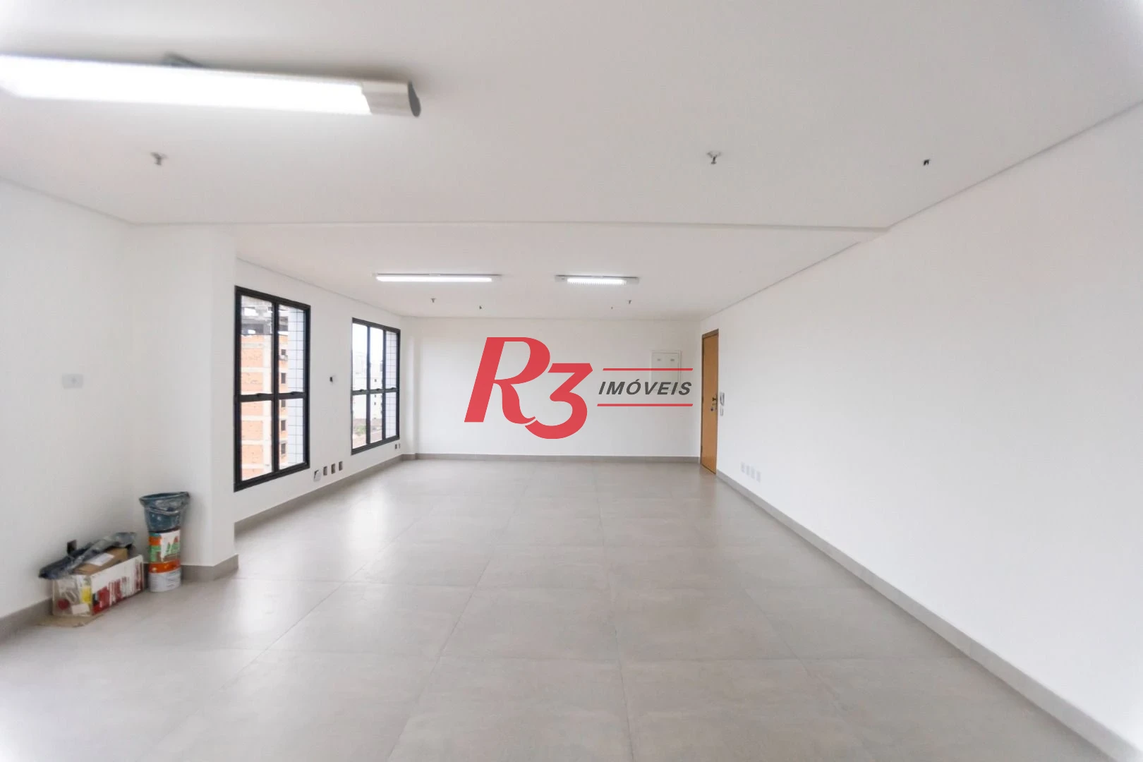 Conjunto para alugar, 57 m² por R$ 3.400,00/mês - Embaré - Santos/SP