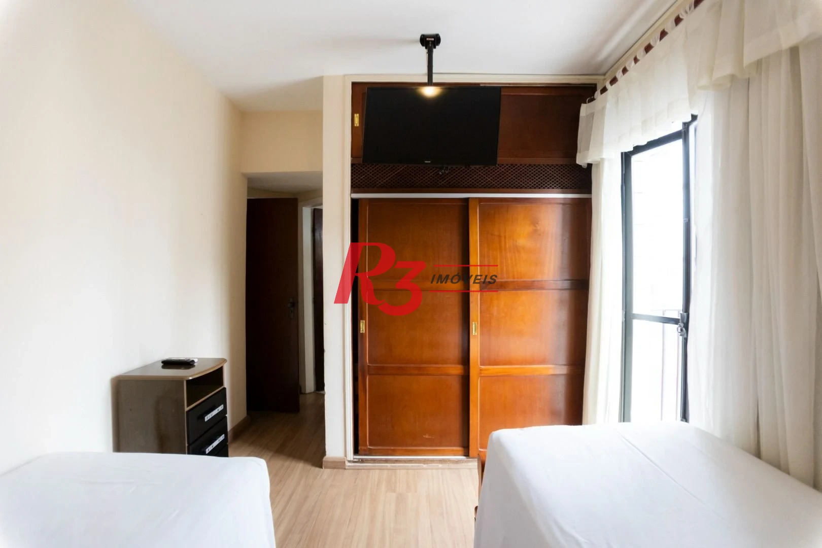 Flat com 1 dormitório à venda, 50 m² por R$ 300.000,00 - Gonzaga - Santos/SP