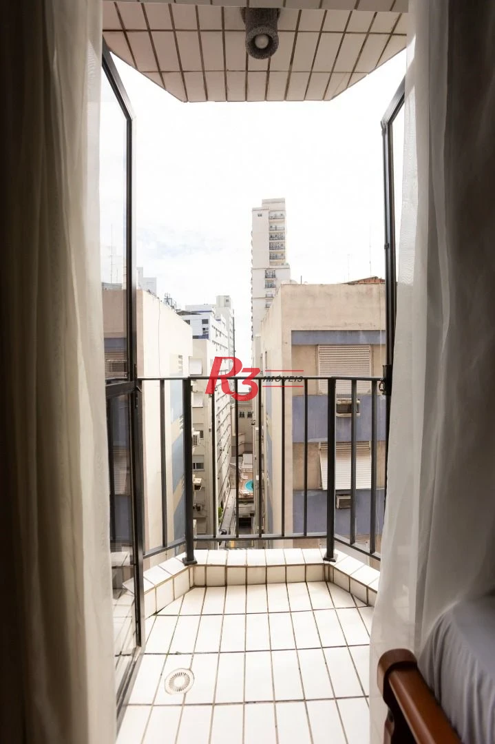 Flat com 1 dormitório à venda, 50 m² por R$ 300.000,00 - Gonzaga - Santos/SP