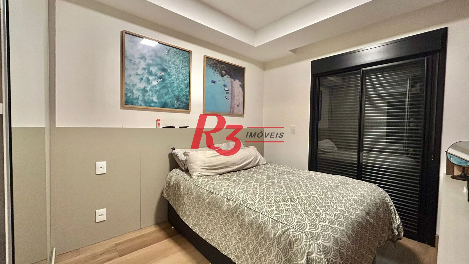 Apartamento com 2 dormitórios à venda, 83 m² por R$ 1.650.000,00 - Boqueirão - Santos/SP