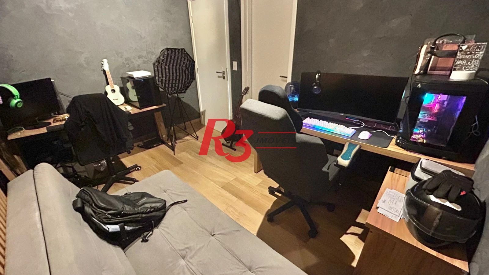 Apartamento com 2 dormitórios à venda, 83 m² por R$ 1.650.000,00 - Boqueirão - Santos/SP