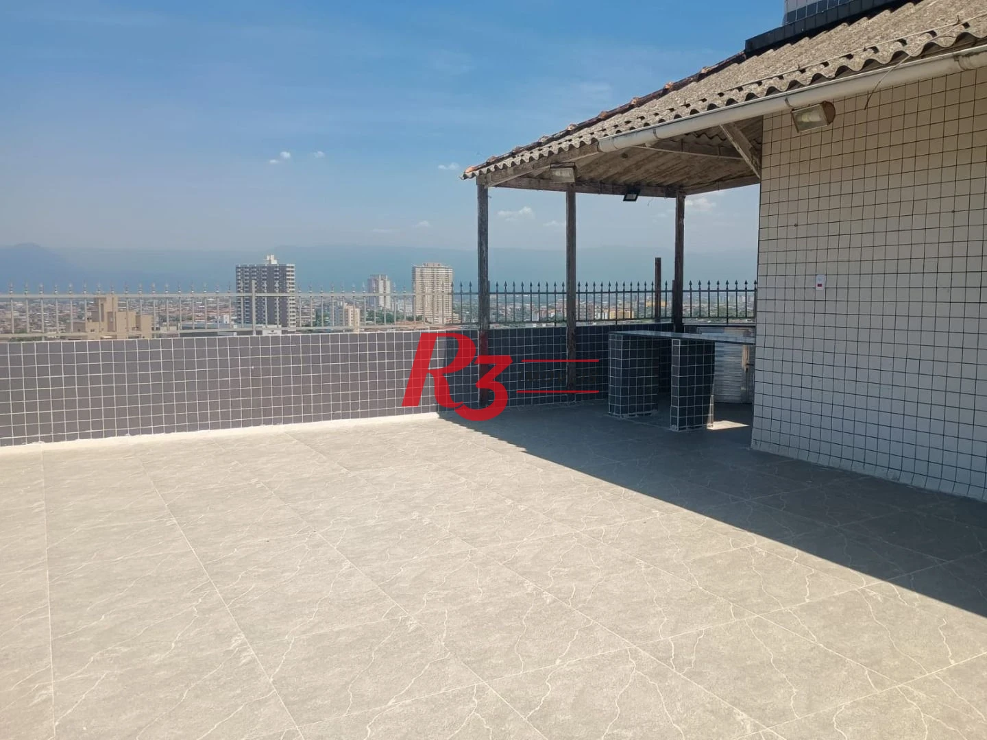 Apartamento com 3 dormitórios à venda, 120 m² por R$ 354.000,00 - Centro - São Vicente/SP