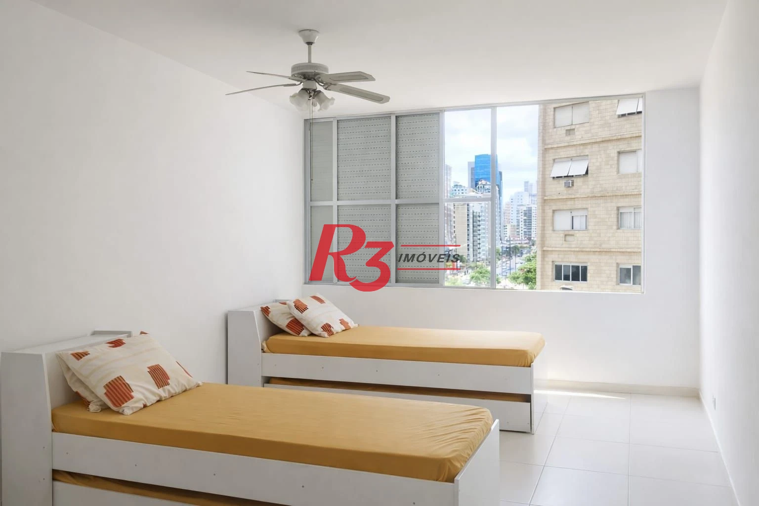 Apartamento com 3 dormitórios à venda, 110 m² por R$ 560.000,00 - José Menino - Santos/SP