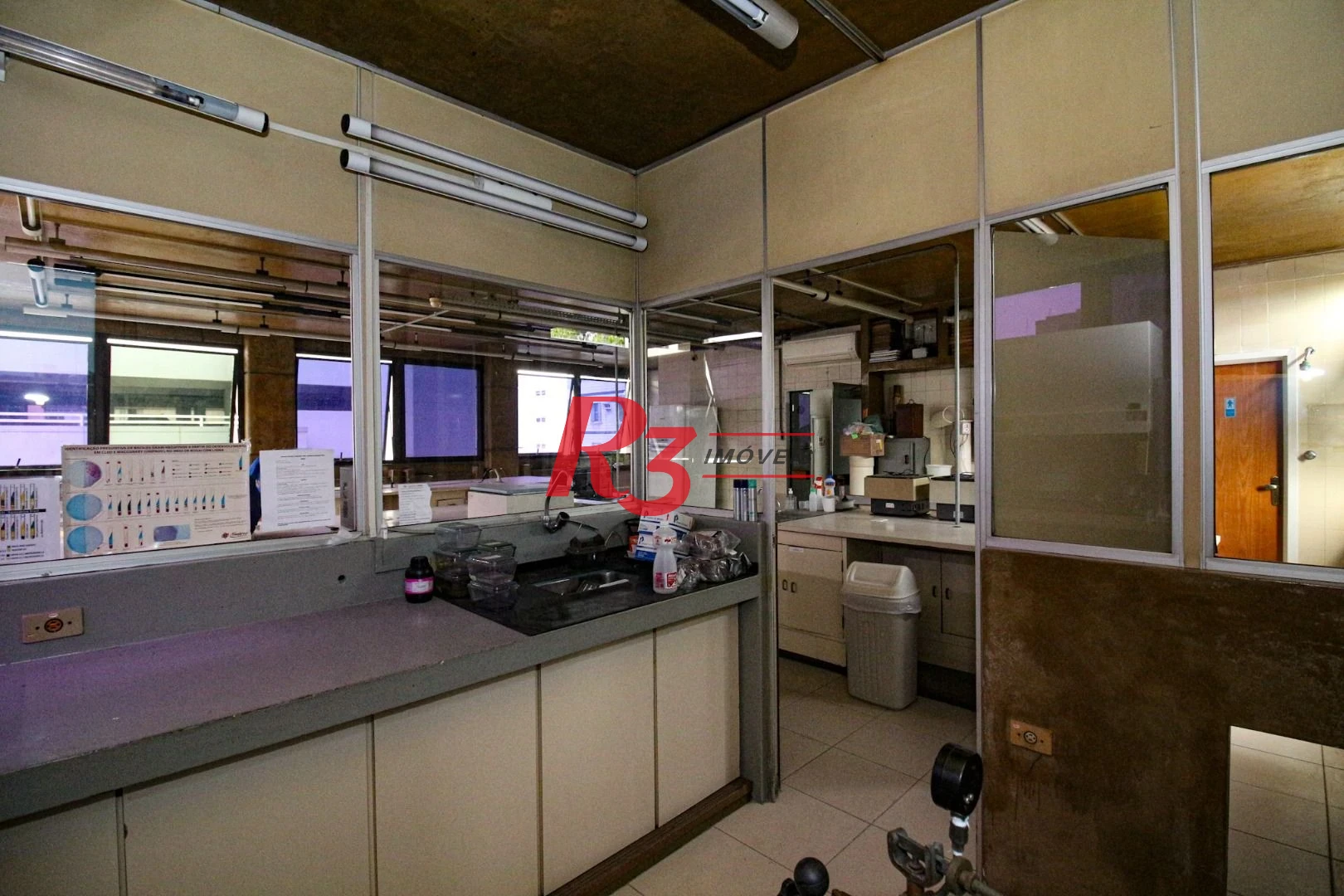 Sala para alugar, 100 m² por R$ 4.500,02/mês - Gonzaga - Santos/SP