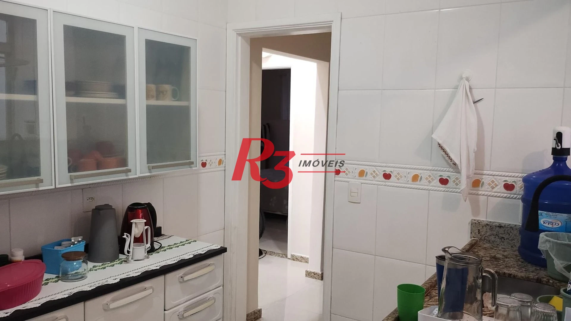 Apartamento com 2 dormitórios à venda, 68 m² por R$ 400.000,00 - Gonzaga - Santos/SP