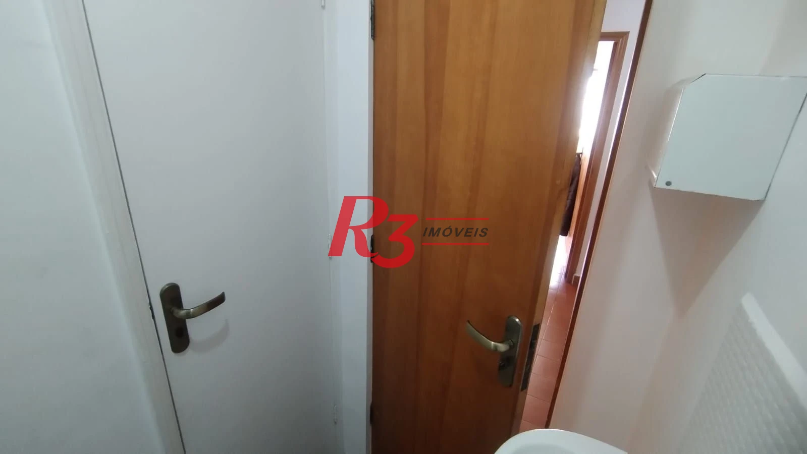 Sala, 47 m² - venda por R$ 280.000,00 ou aluguel por R$ 3.000,00/mês - Centro - São Vicente/SP