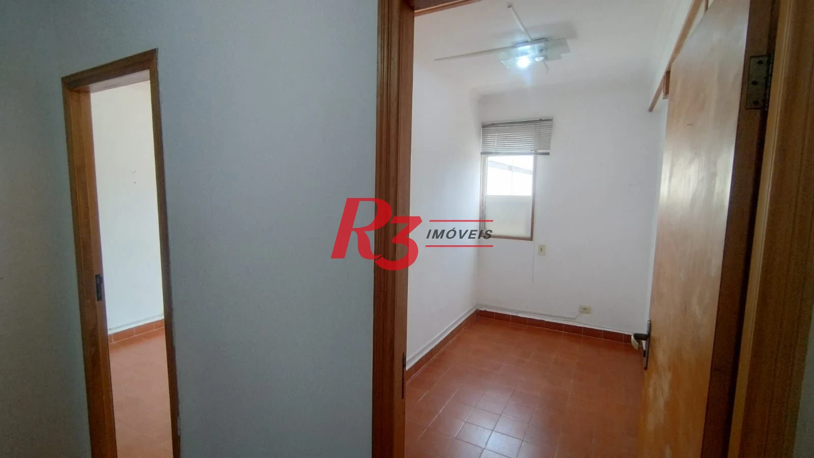 Sala, 47 m² - venda por R$ 280.000,00 ou aluguel por R$ 3.000,00/mês - Centro - São Vicente/SP