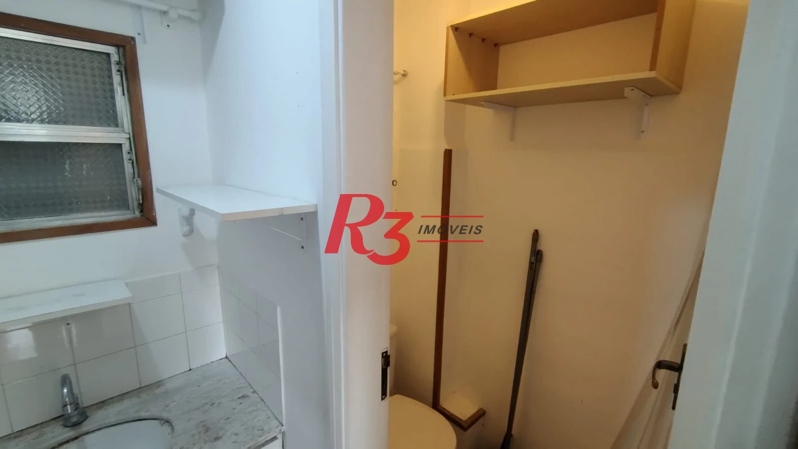 Sala, 47 m² - venda por R$ 280.000,00 ou aluguel por R$ 3.000,00/mês - Centro - São Vicente/SP