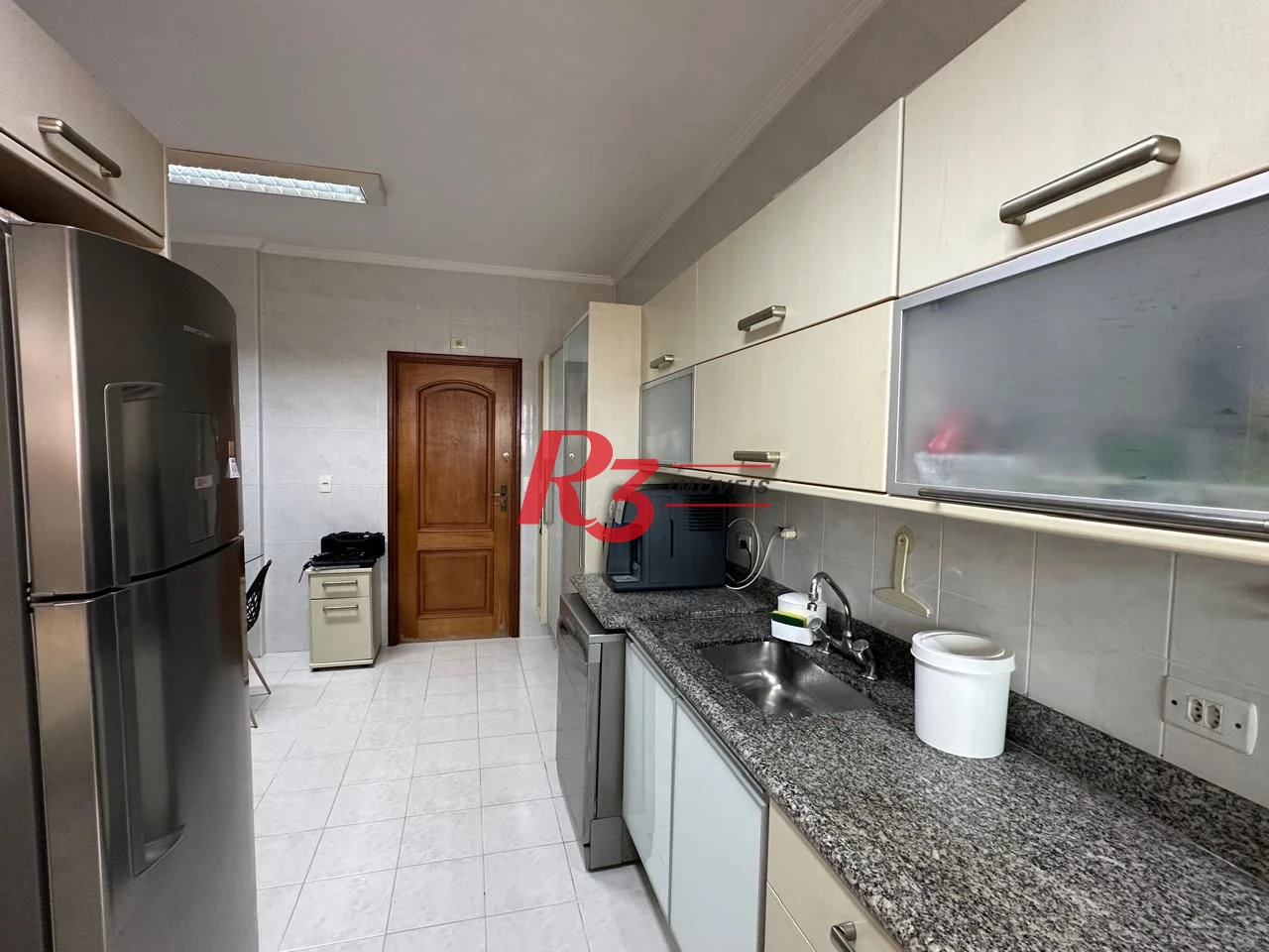 Apartamento com 3 dormitórios à venda, 141 m² por R$ 1.750.000,00 - Gonzaga - Santos/SP
