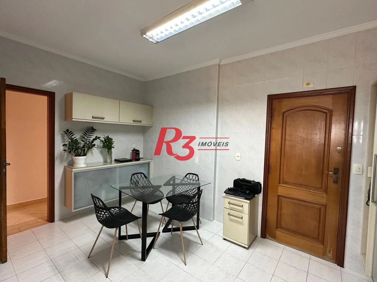 Apartamento com 3 dormitórios à venda, 141 m² por R$ 1.750.000,00 - Gonzaga - Santos/SP