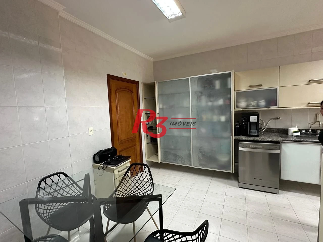 Apartamento com 3 dormitórios à venda, 141 m² por R$ 1.750.000,00 - Gonzaga - Santos/SP