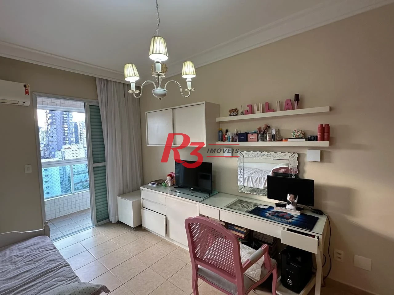 Apartamento com 3 dormitórios à venda, 141 m² por R$ 1.750.000,00 - Gonzaga - Santos/SP