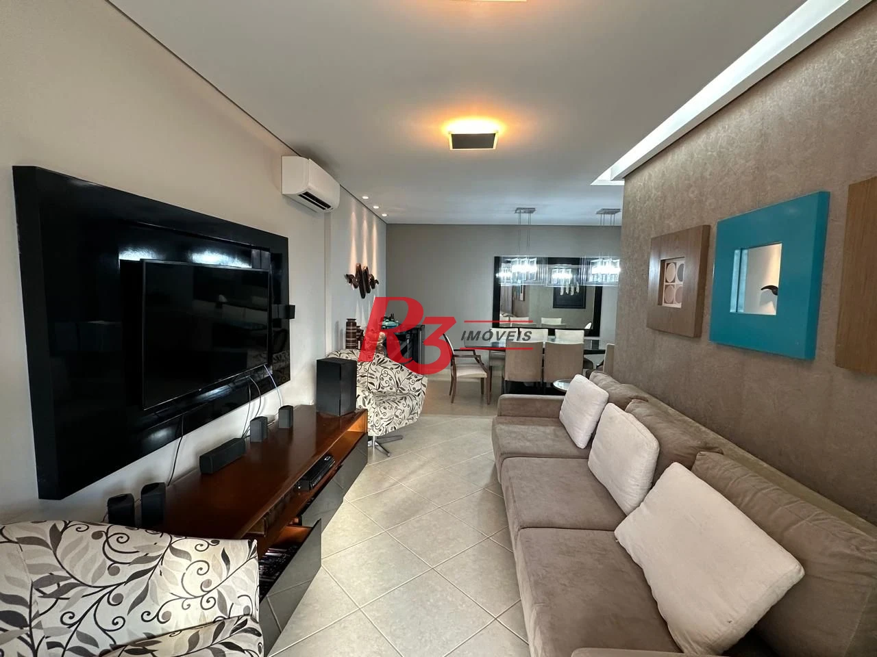 Apartamento com 3 dormitórios à venda, 141 m² por R$ 1.750.000,00 - Gonzaga - Santos/SP