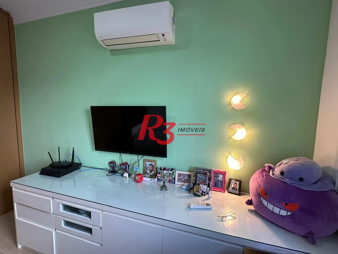 Apartamento com 3 dormitórios à venda, 141 m² por R$ 1.750.000,00 - Gonzaga - Santos/SP