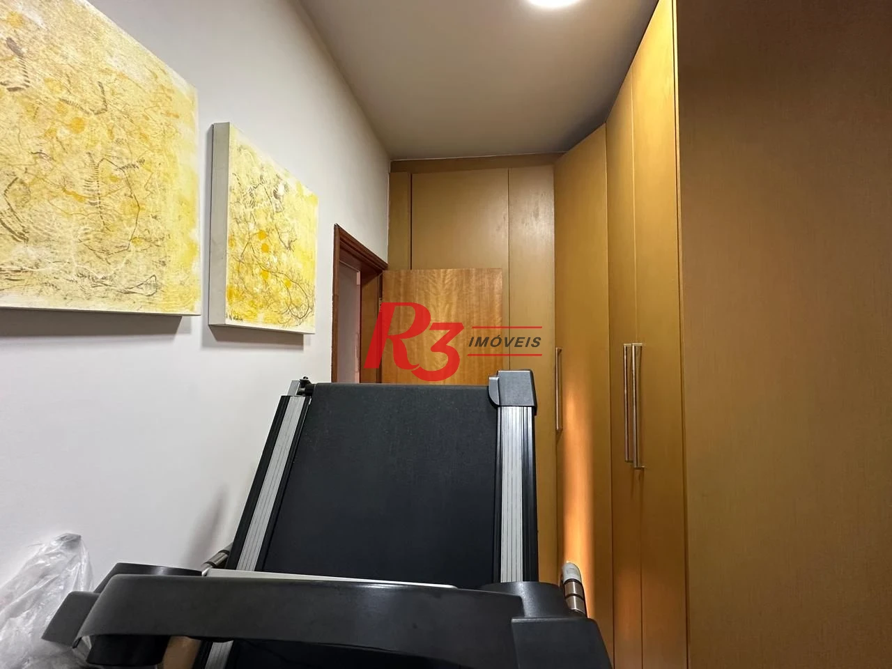 Apartamento com 3 dormitórios à venda, 141 m² por R$ 1.750.000,00 - Gonzaga - Santos/SP