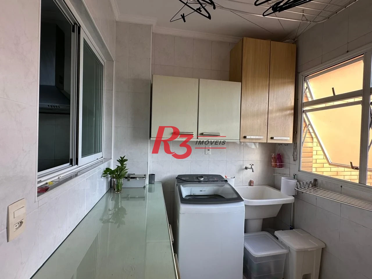 Apartamento com 3 dormitórios à venda, 141 m² por R$ 1.750.000,00 - Gonzaga - Santos/SP