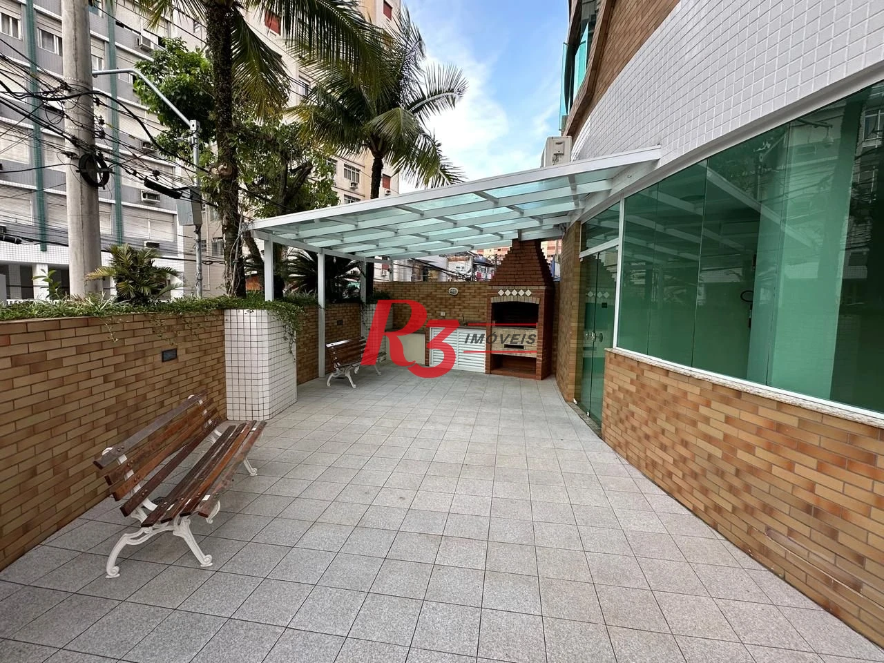 Apartamento com 3 dormitórios à venda, 141 m² por R$ 1.750.000,00 - Gonzaga - Santos/SP