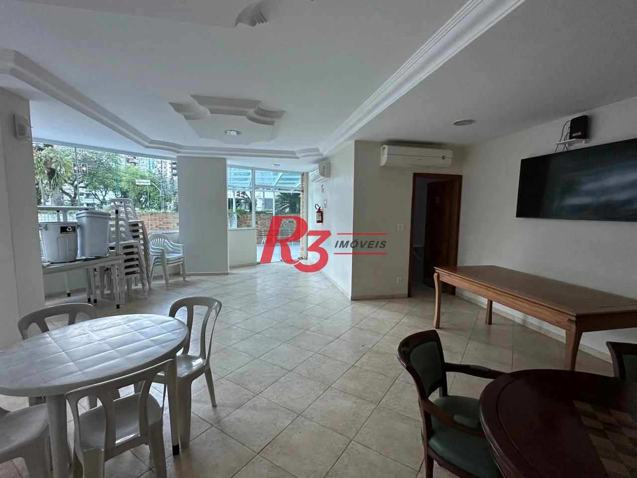 Apartamento com 3 dormitórios à venda, 141 m² por R$ 1.750.000,00 - Gonzaga - Santos/SP