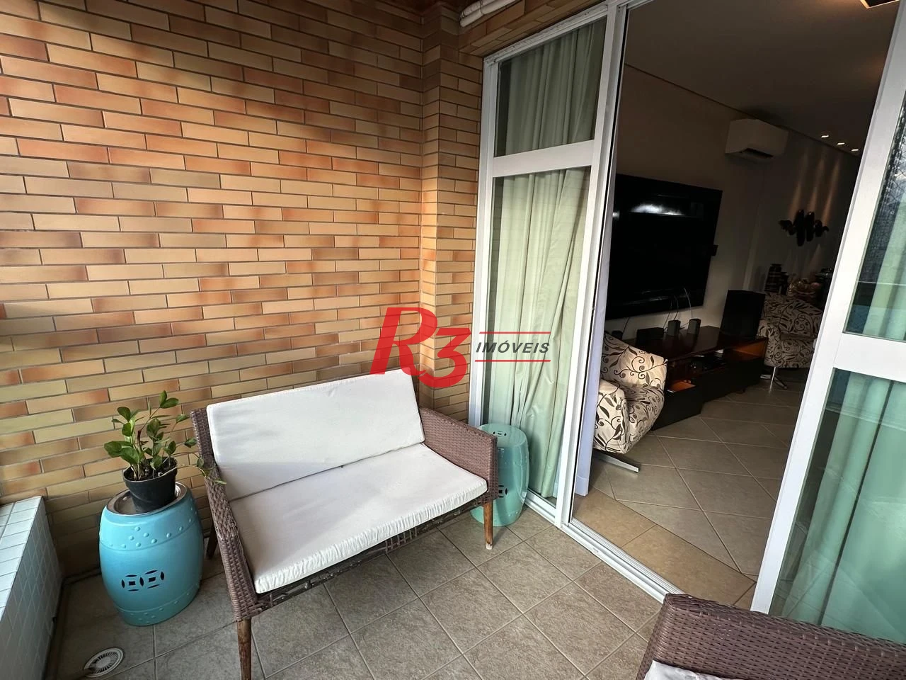 Apartamento com 3 dormitórios à venda, 141 m² por R$ 1.750.000,00 - Gonzaga - Santos/SP