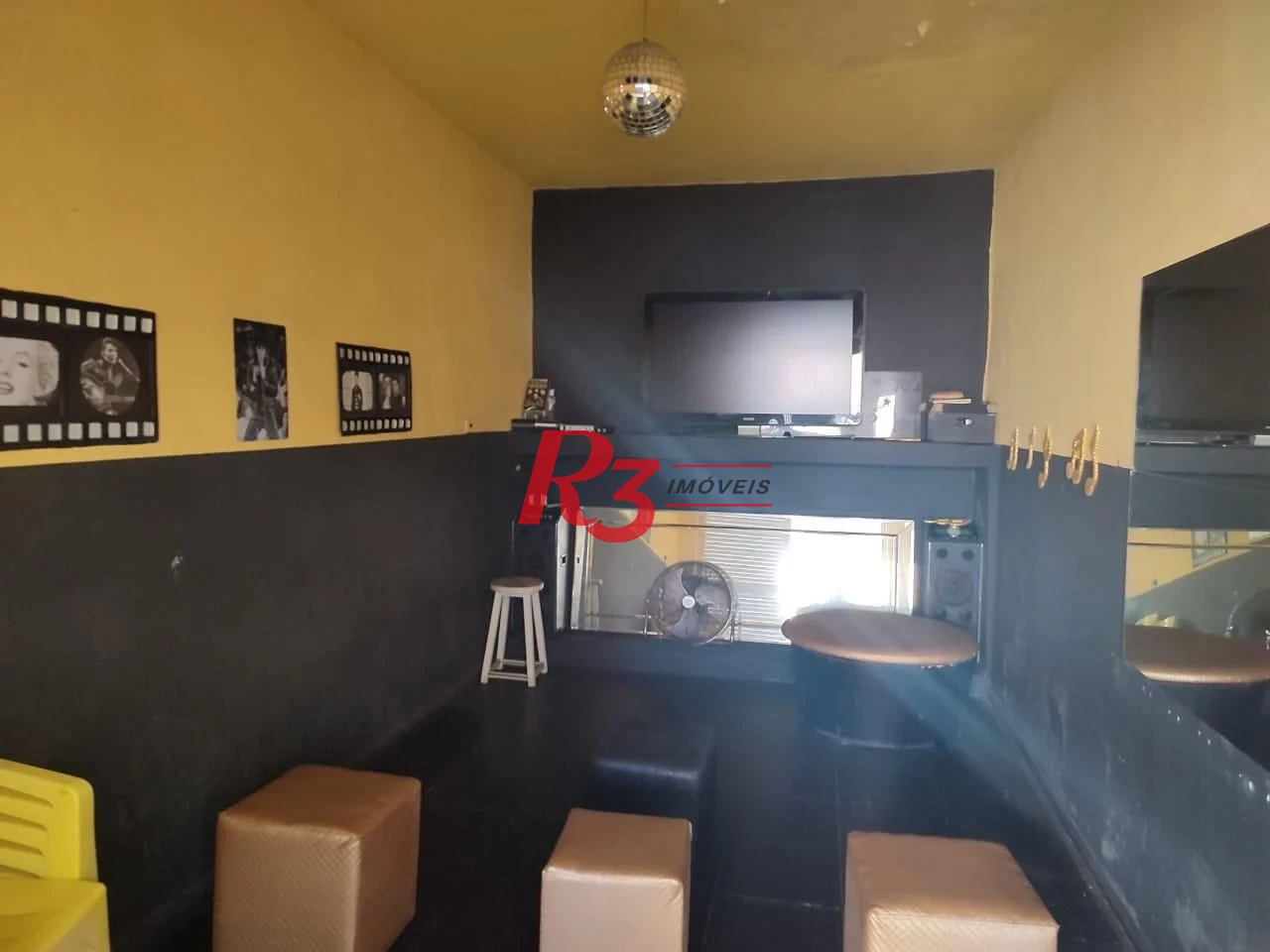 Casa com 3 dormitórios à venda, 290 m² por R$ 2.200.000,00 - Boqueirão - Santos/SP