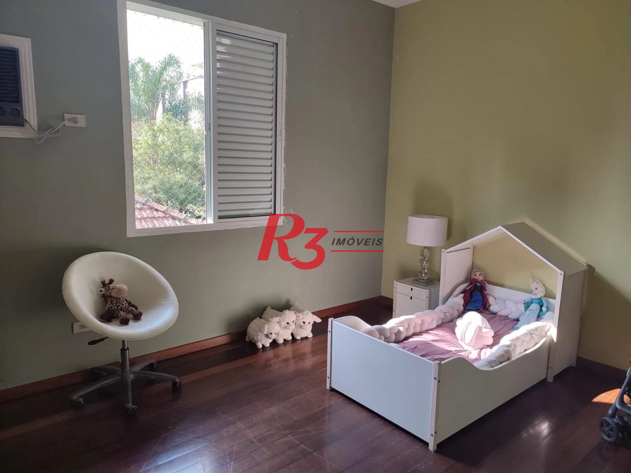 Casa com 3 dormitórios à venda, 290 m² por R$ 2.200.000,00 - Boqueirão - Santos/SP
