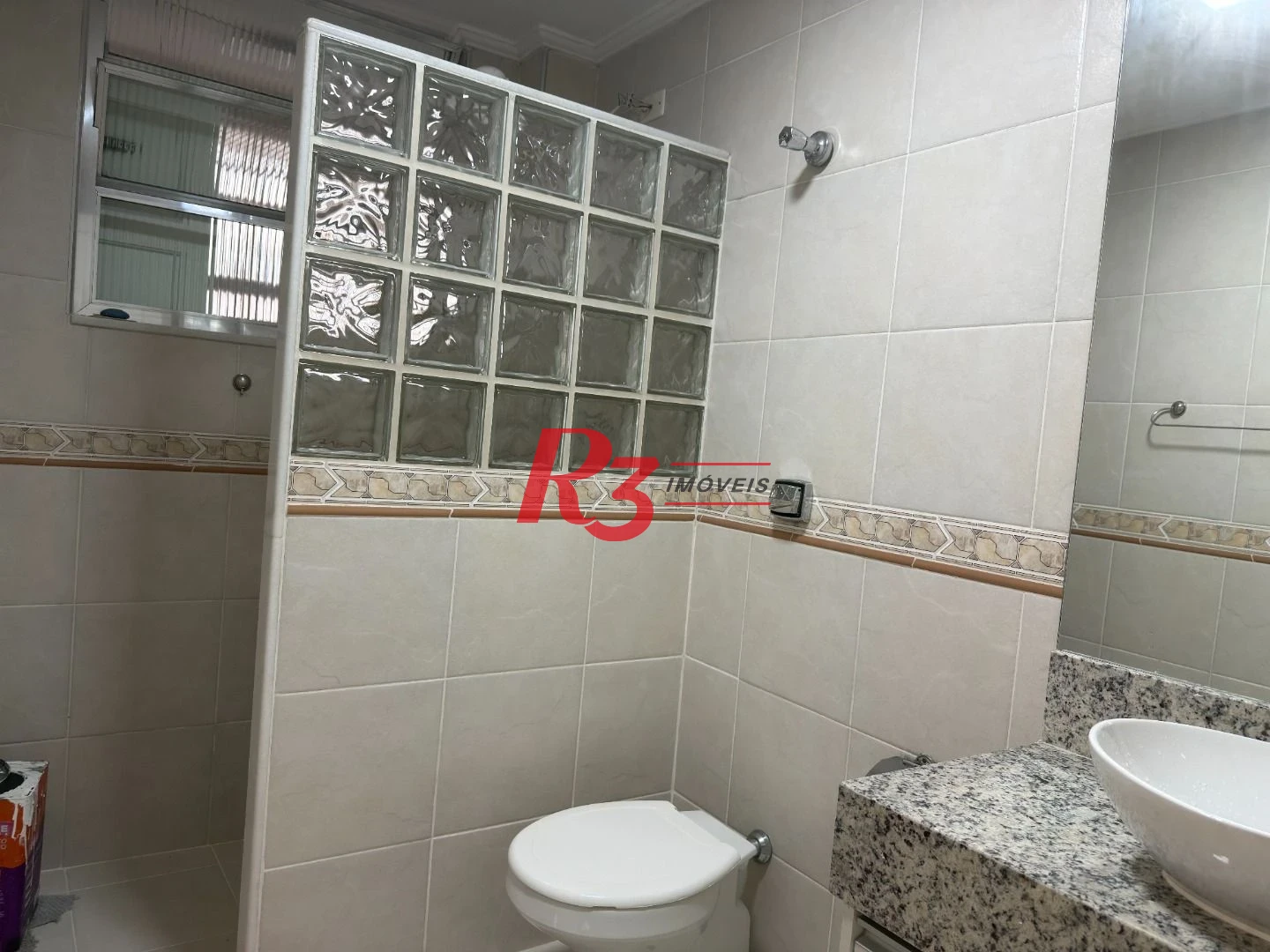 Apartamento com 1 dormitório para alugar, 69 m² por R$ 3.500,00/mês - Gonzaga - Santos/SP