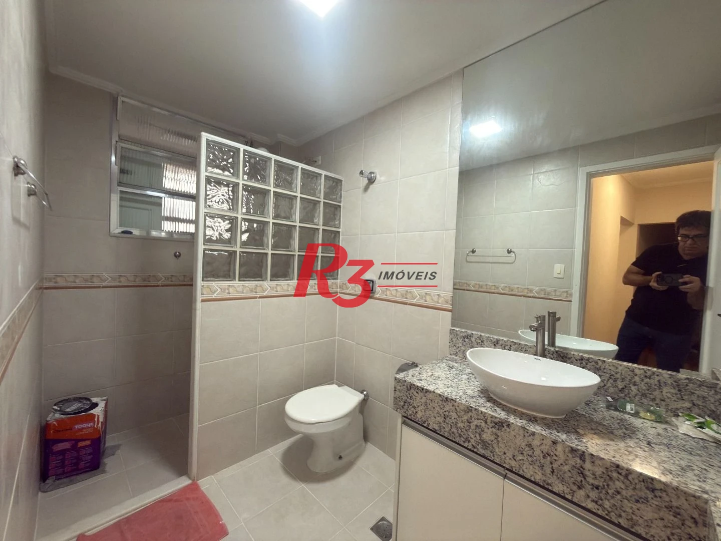 Apartamento com 1 dormitório para alugar, 69 m² por R$ 3.500,00/mês - Gonzaga - Santos/SP