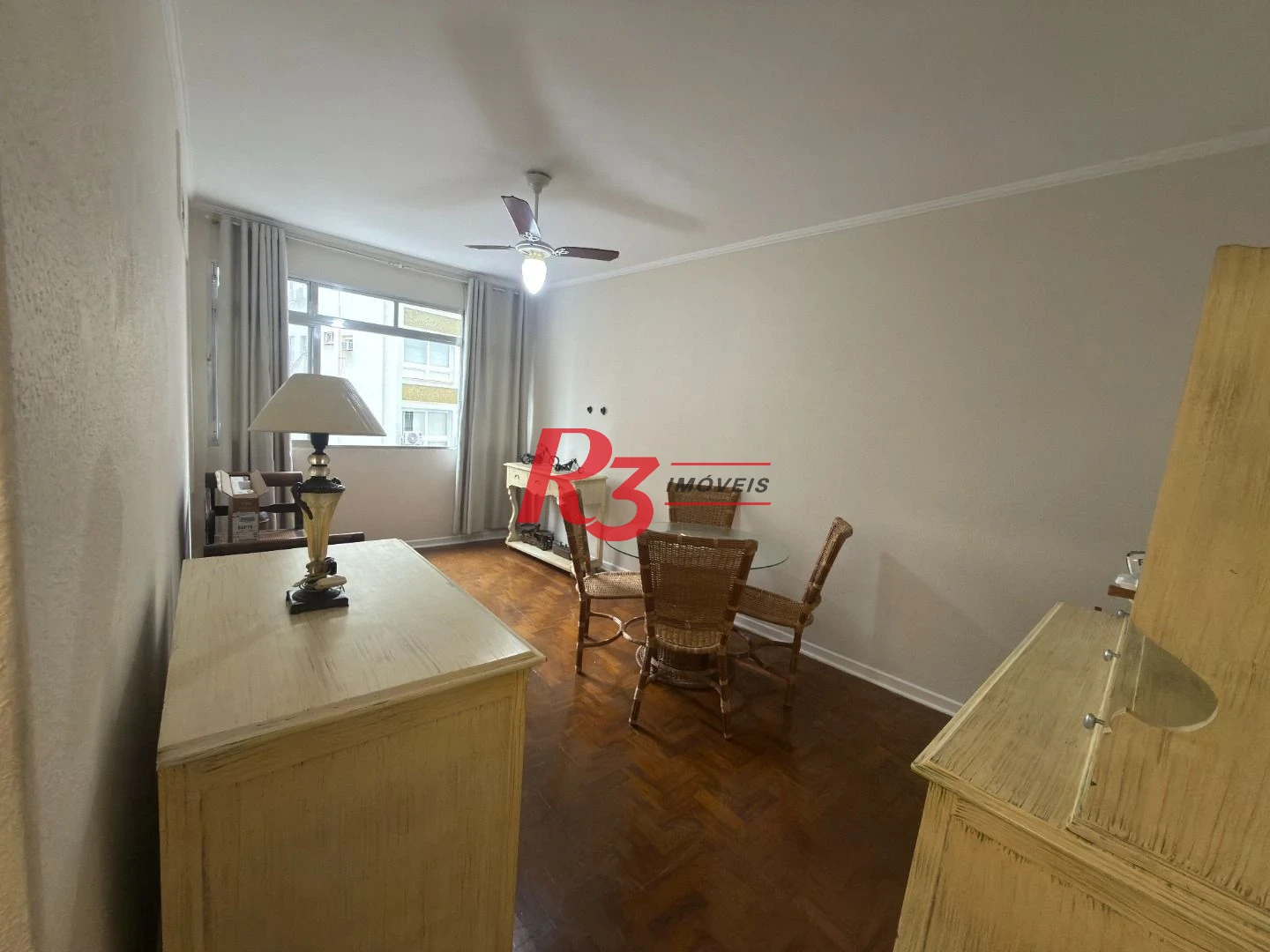 Apartamento com 1 dormitório para alugar, 69 m² por R$ 3.500,00/mês - Gonzaga - Santos/SP