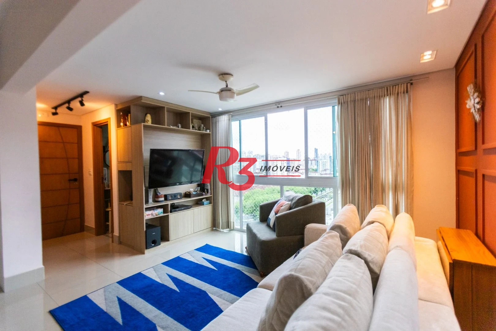 Apartamento com 3 dormitórios à venda, 104 m² por R$ 720.000,00 - Marapé - Santos/SP