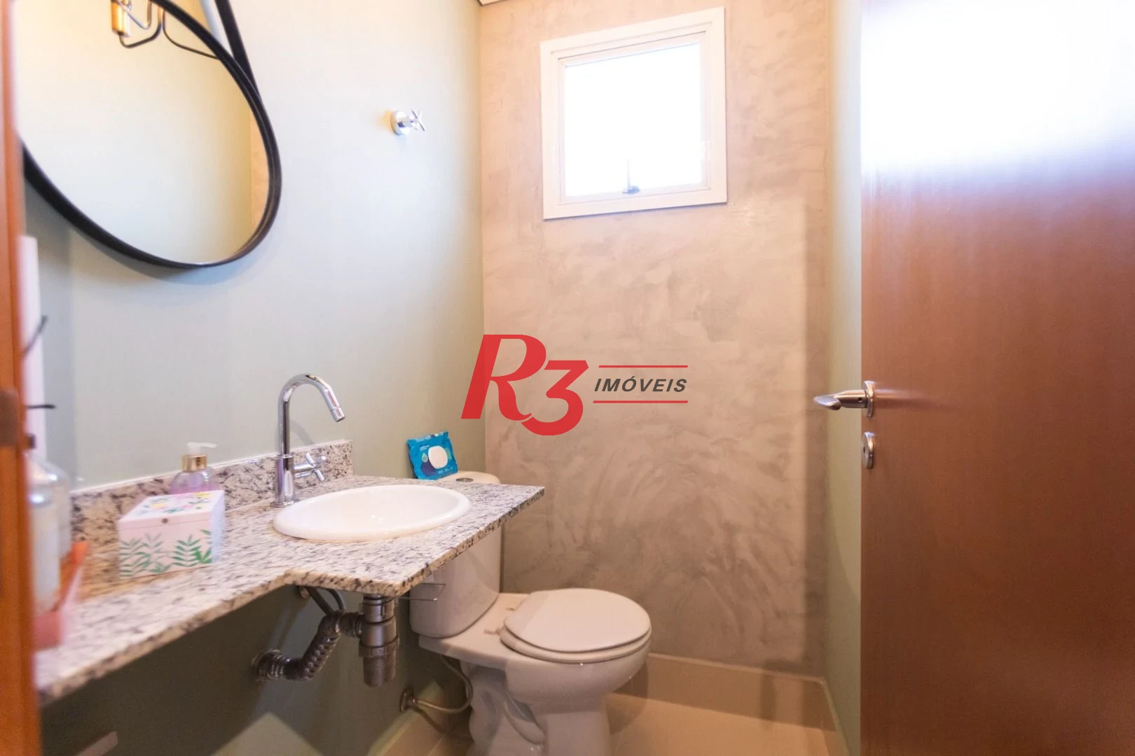 Apartamento com 3 dormitórios à venda, 104 m² por R$ 720.000,00 - Marapé - Santos/SP