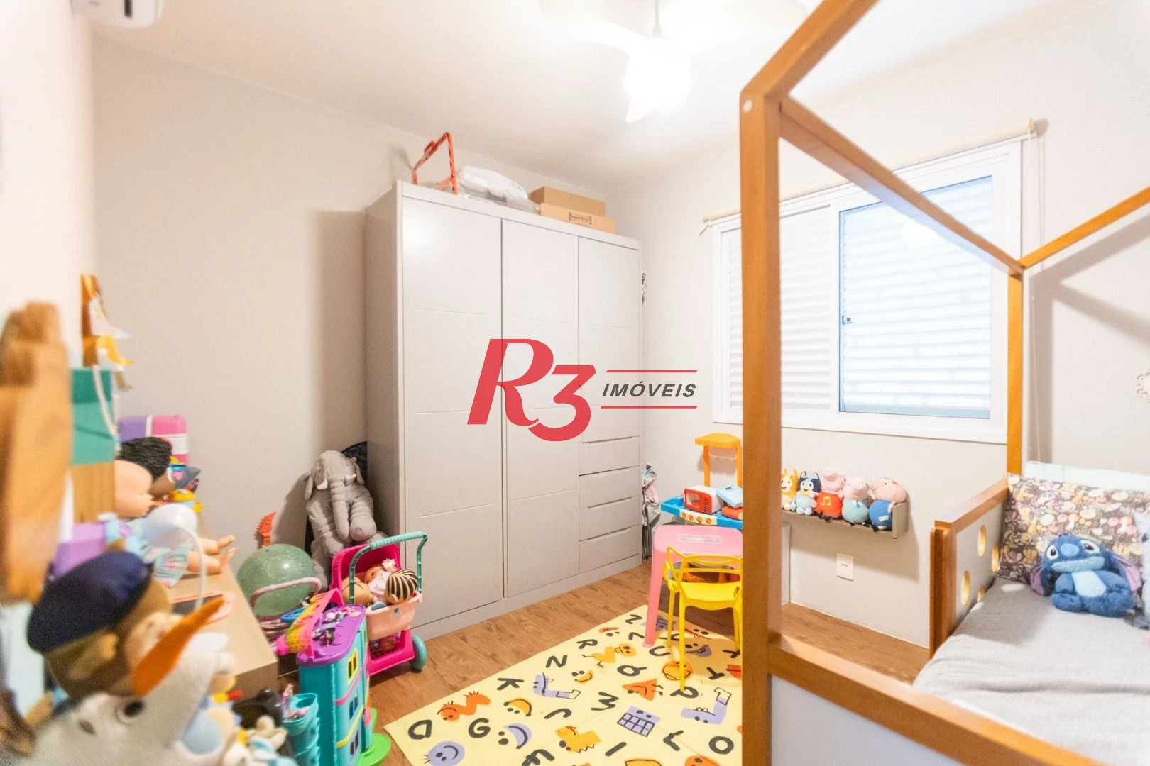 Apartamento com 3 dormitórios à venda, 104 m² por R$ 720.000,00 - Marapé - Santos/SP