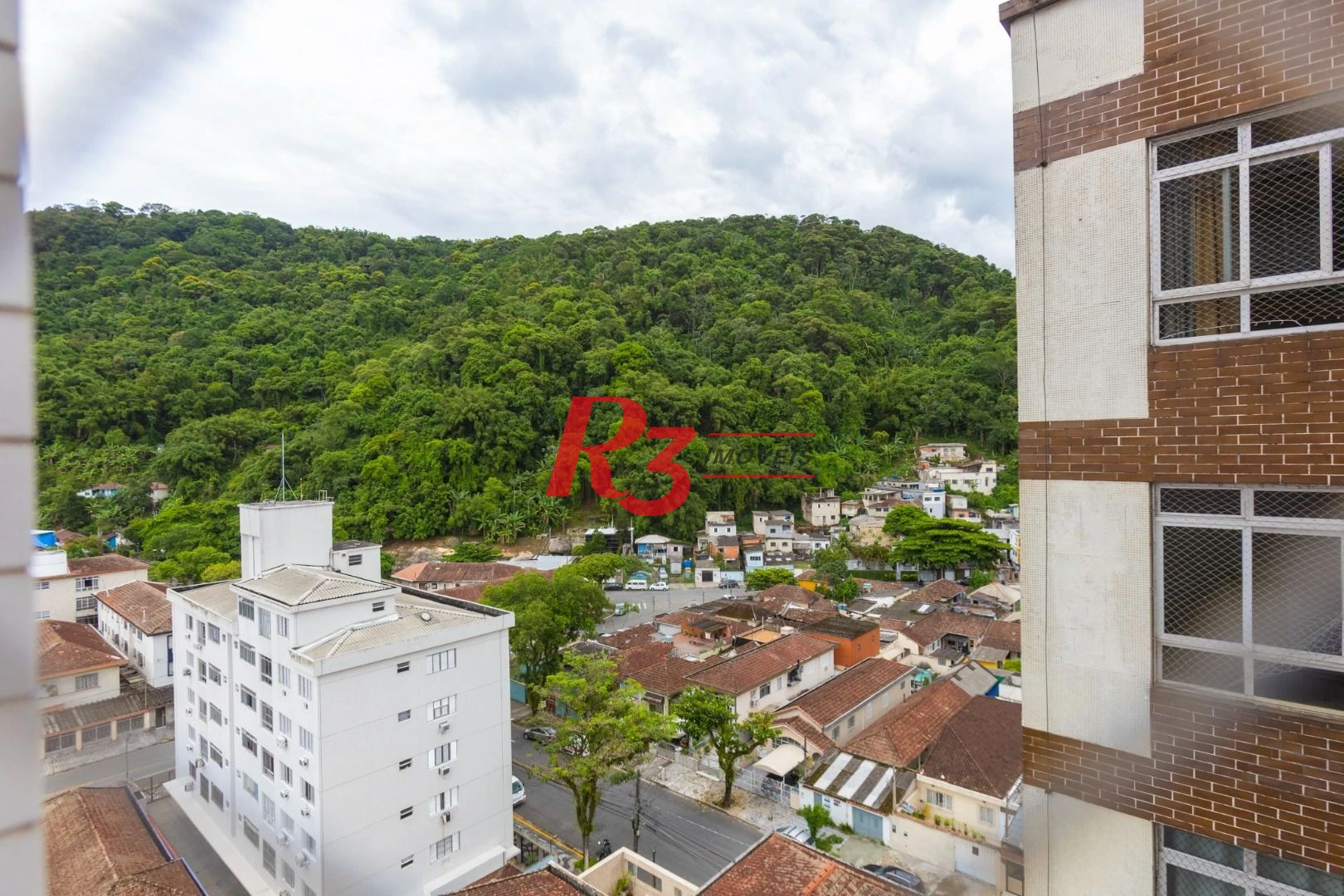 Apartamento com 3 dormitórios à venda, 104 m² por R$ 720.000,00 - Marapé - Santos/SP