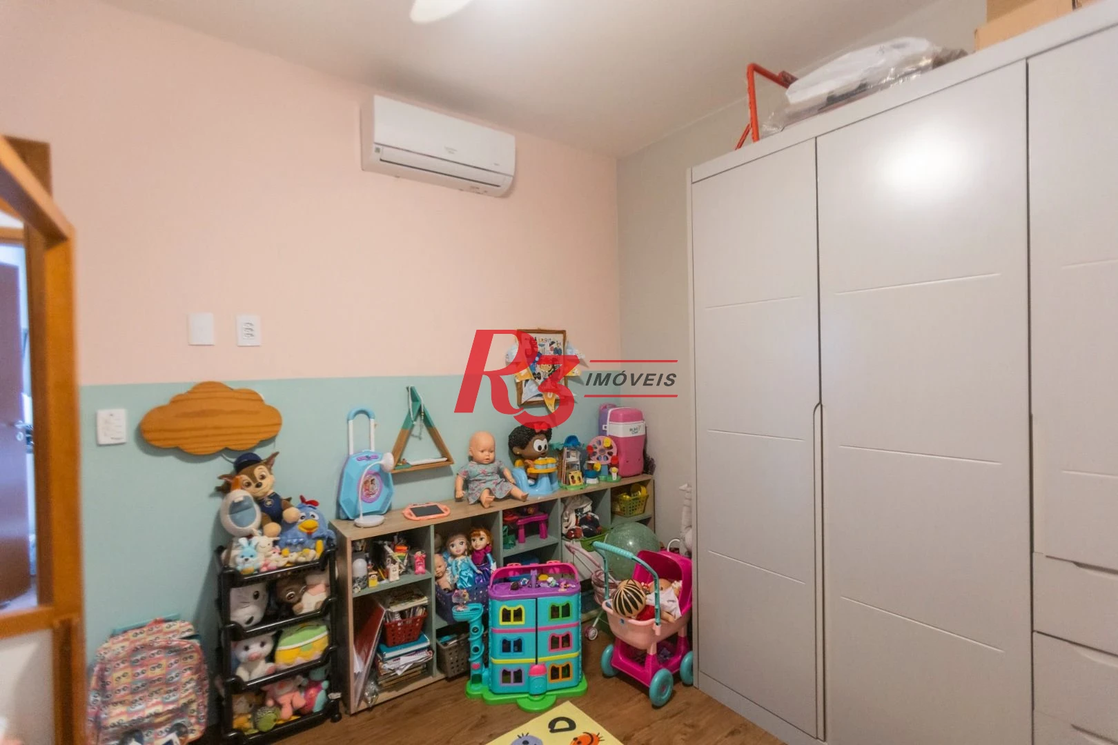 Apartamento com 3 dormitórios à venda, 104 m² por R$ 720.000,00 - Marapé - Santos/SP