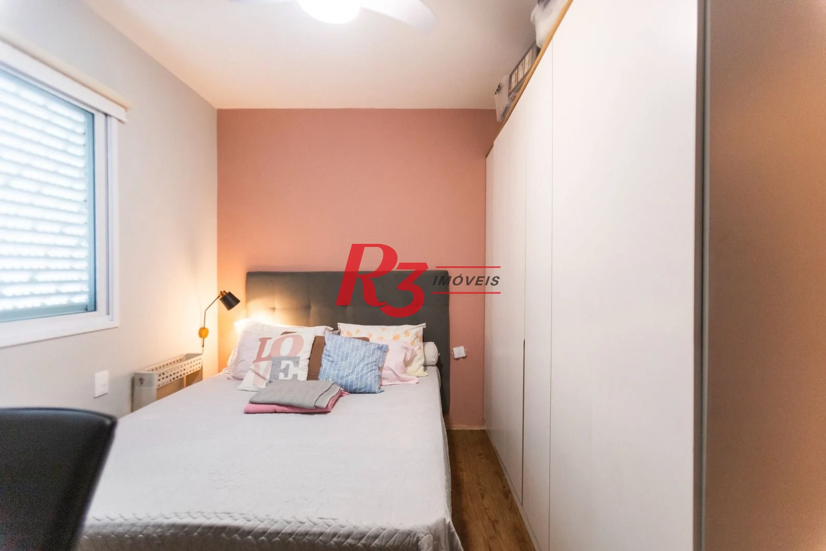 Apartamento com 3 dormitórios à venda, 104 m² por R$ 720.000,00 - Marapé - Santos/SP