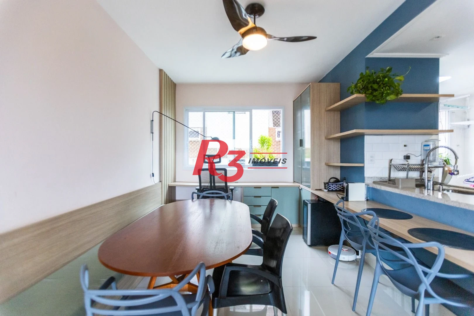 Apartamento com 3 dormitórios à venda, 104 m² por R$ 720.000,00 - Marapé - Santos/SP