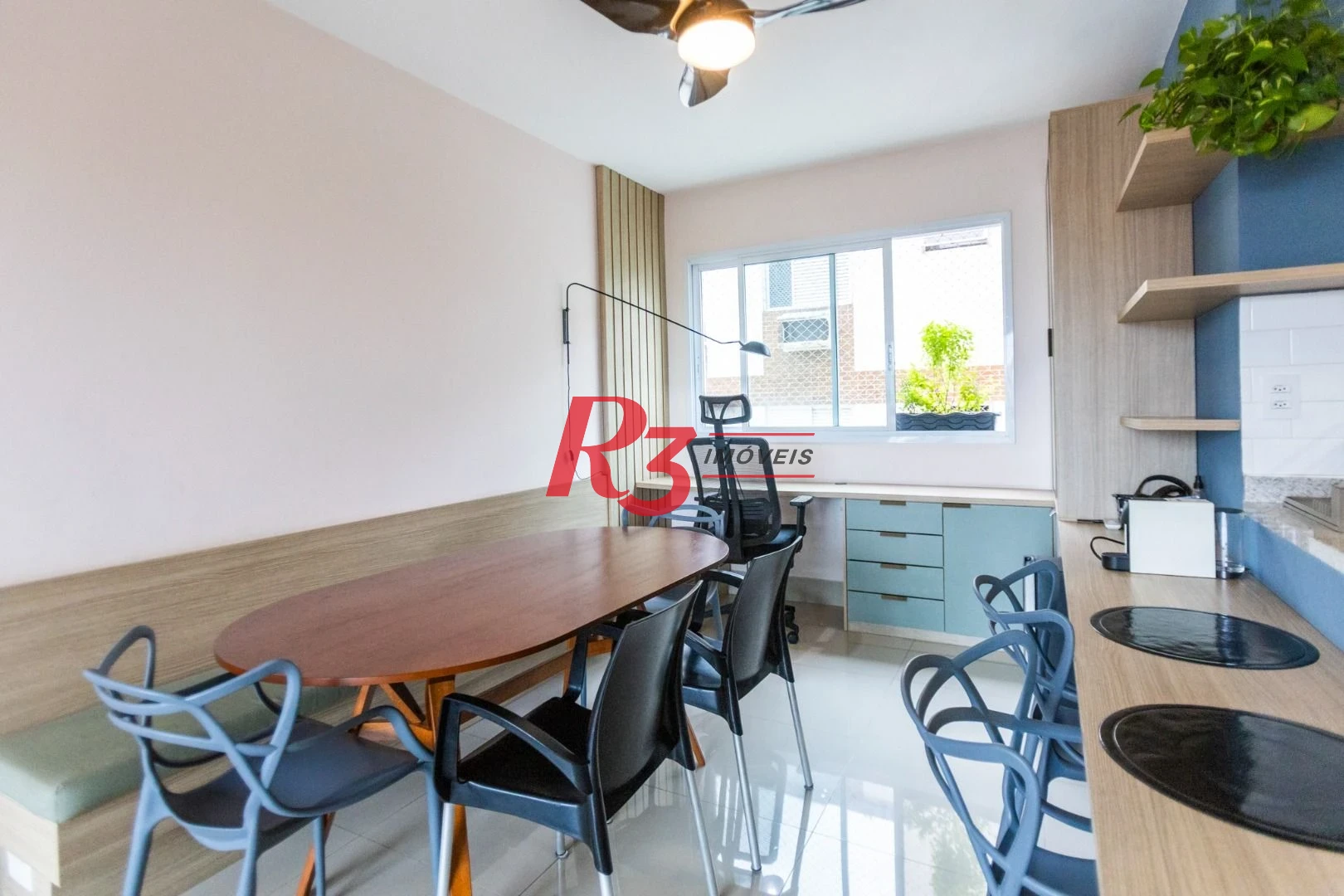 Apartamento com 3 dormitórios à venda, 104 m² por R$ 720.000,00 - Marapé - Santos/SP