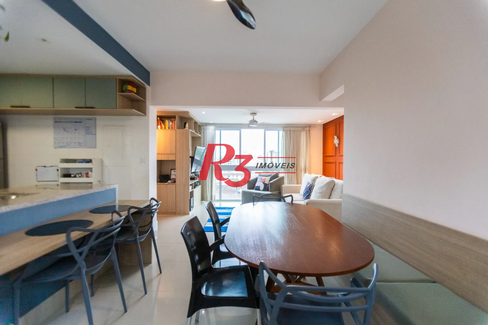 Apartamento com 3 dormitórios à venda, 104 m² por R$ 720.000,00 - Marapé - Santos/SP