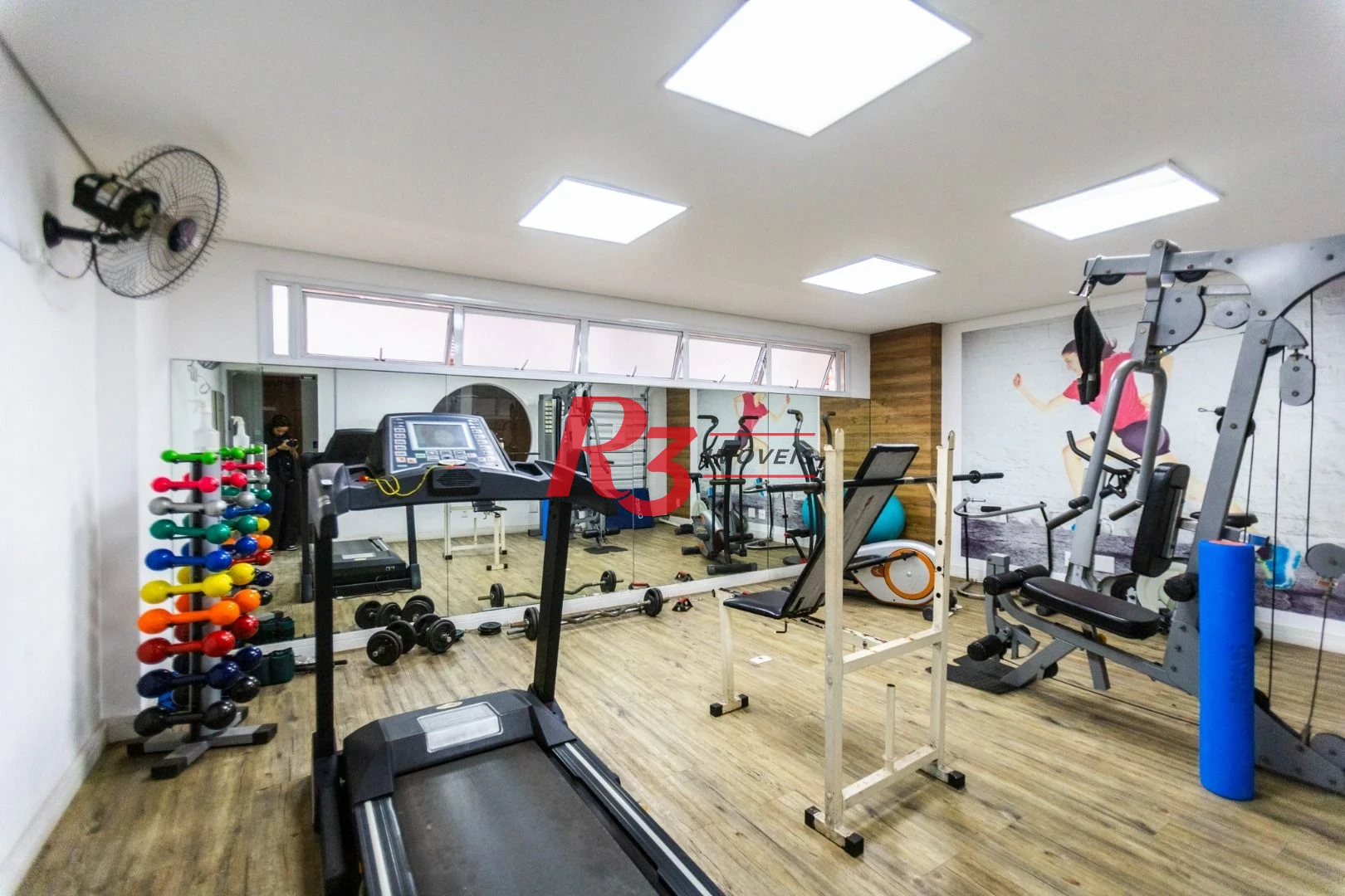 Apartamento com 3 dormitórios à venda, 104 m² por R$ 720.000,00 - Marapé - Santos/SP