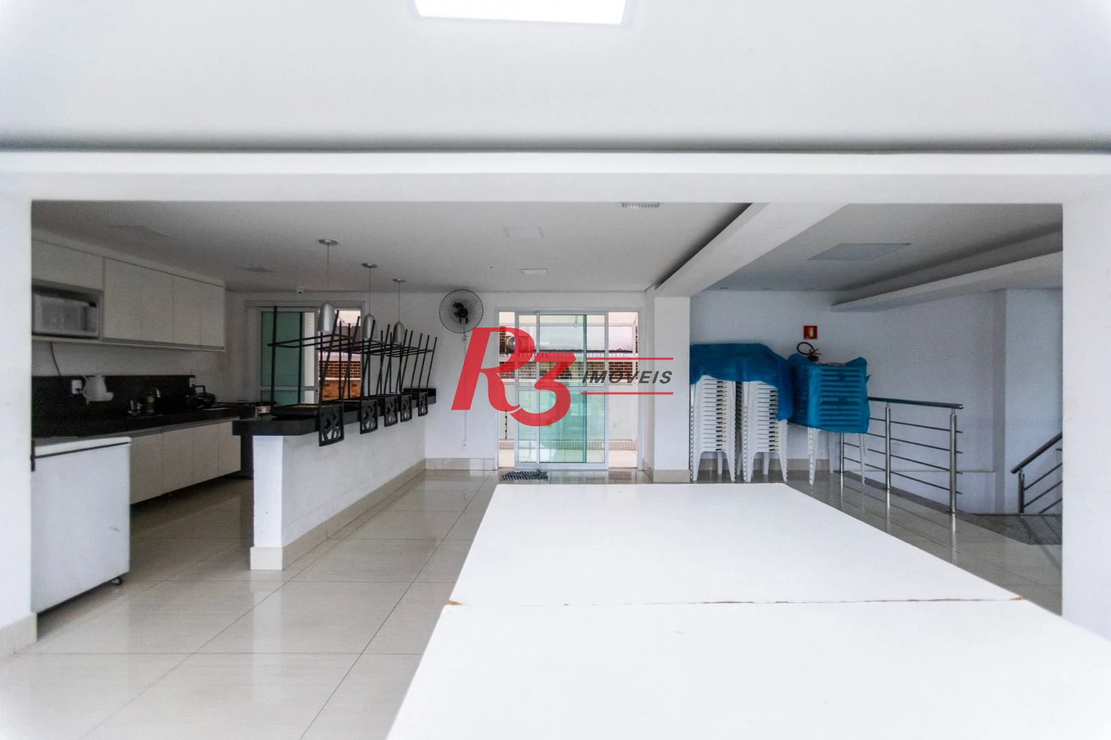 Apartamento com 3 dormitórios à venda, 104 m² por R$ 720.000,00 - Marapé - Santos/SP