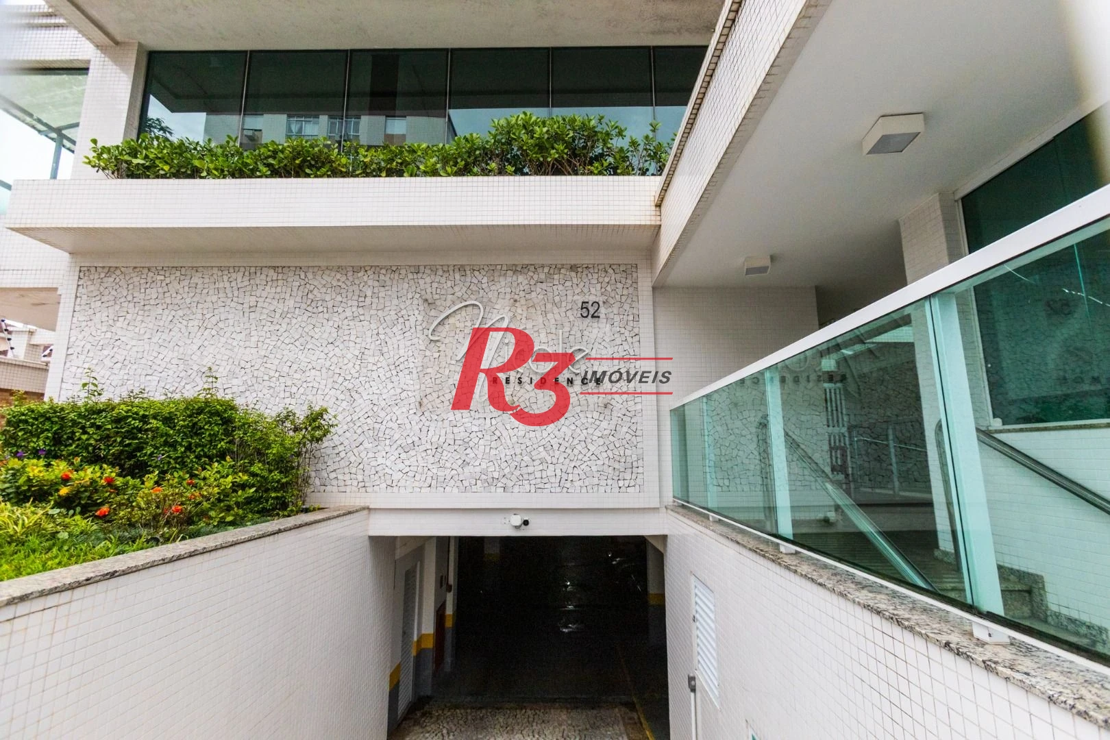 Apartamento com 3 dormitórios à venda, 104 m² por R$ 720.000,00 - Marapé - Santos/SP