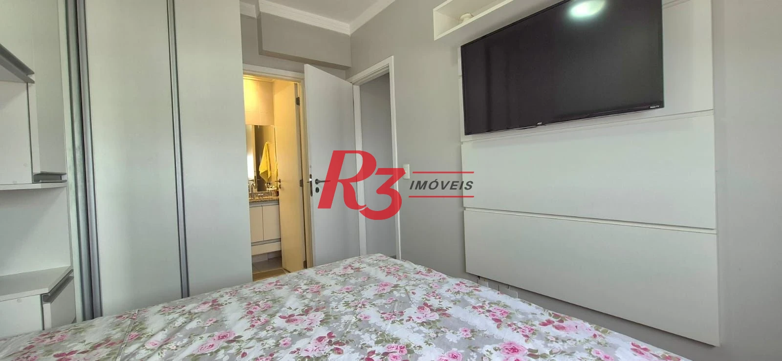 Apartamento com 2 dormitórios à venda, 63 m² por R$ 789.000,00 - Campo Grande - Santos/SP