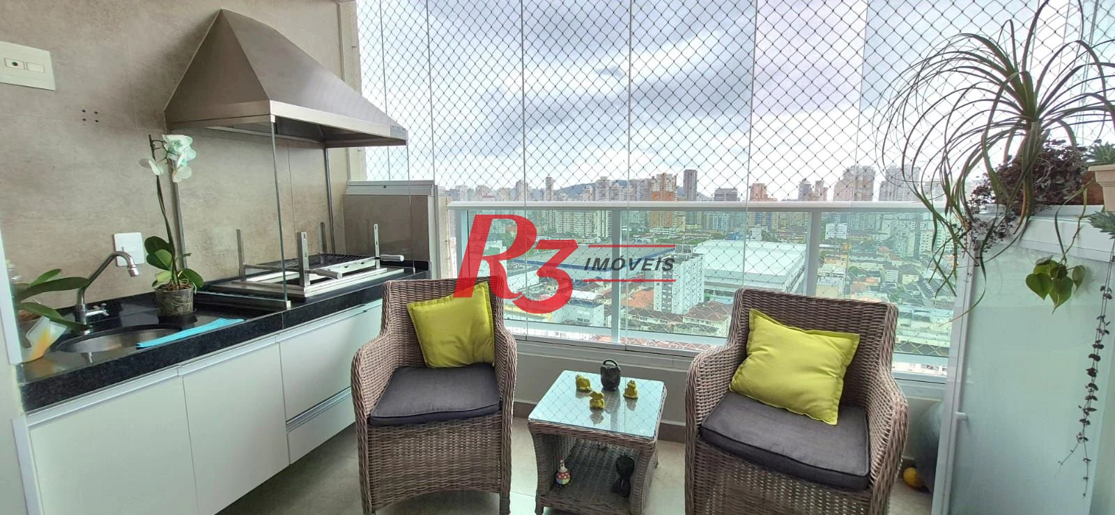 Apartamento com 2 dormitórios à venda, 63 m² por R$ 789.000,00 - Campo Grande - Santos/SP