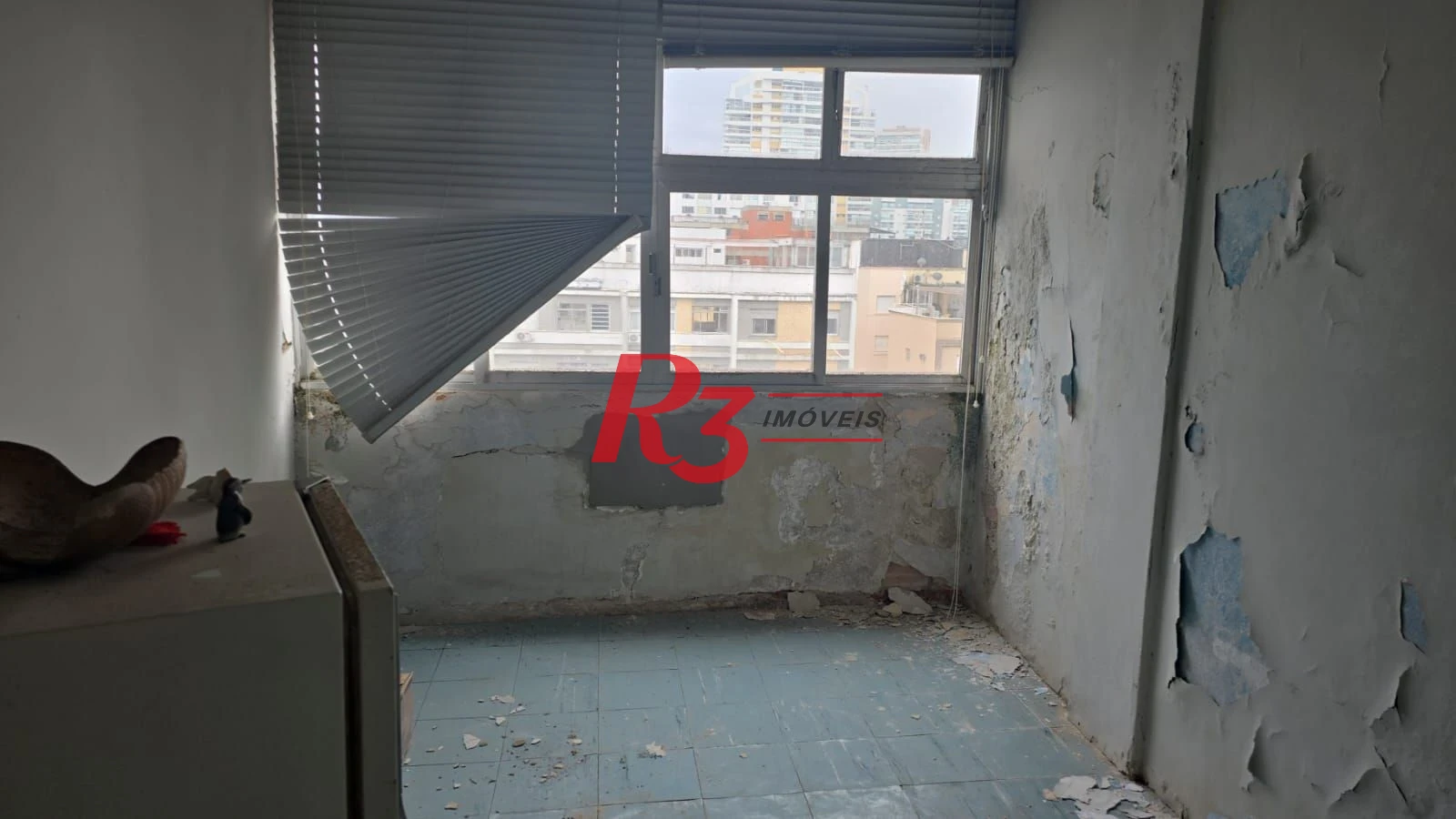 Kitnet à venda, 27 m² por R$ 345.000,00 - Embaré - Santos/SP