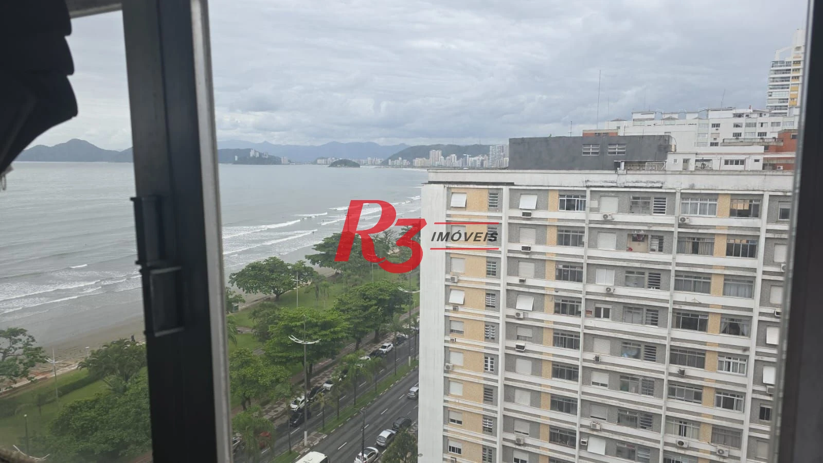 Kitnet à venda, 27 m² por R$ 345.000,00 - Embaré - Santos/SP