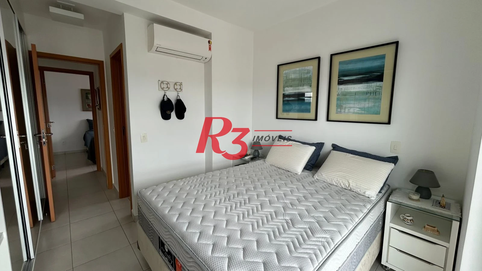 Apartamento com 2 dormitórios à venda, 83 m² por R$ 1.670.000,00 - Gonzaga - Santos/SP