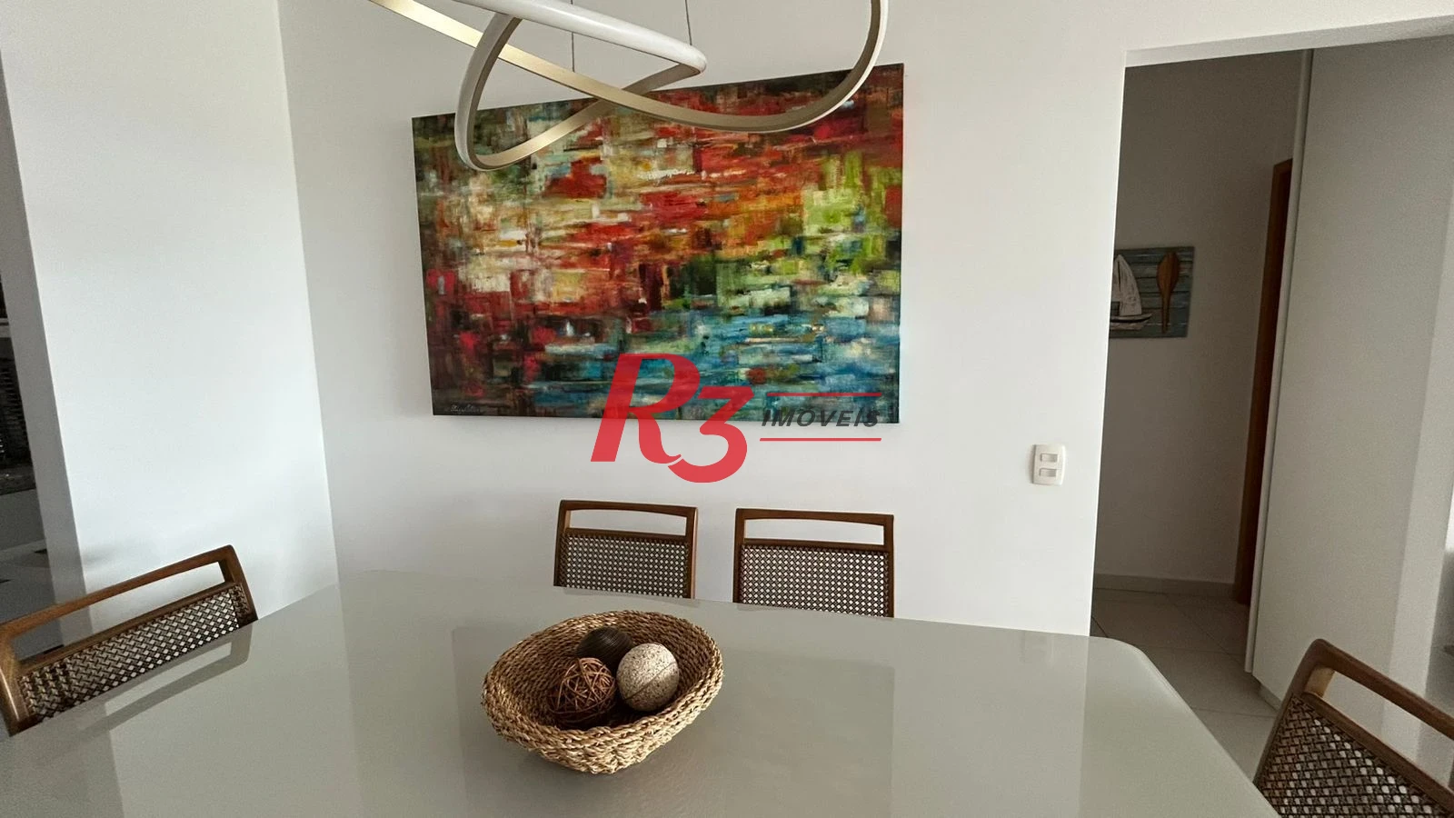 Apartamento com 2 dormitórios à venda, 83 m² por R$ 1.670.000,00 - Gonzaga - Santos/SP