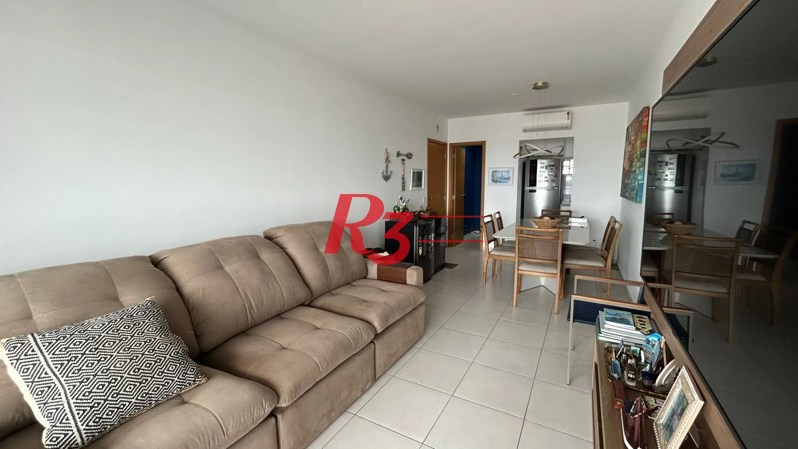 Apartamento com 2 dormitórios à venda, 83 m² por R$ 1.670.000,00 - Gonzaga - Santos/SP